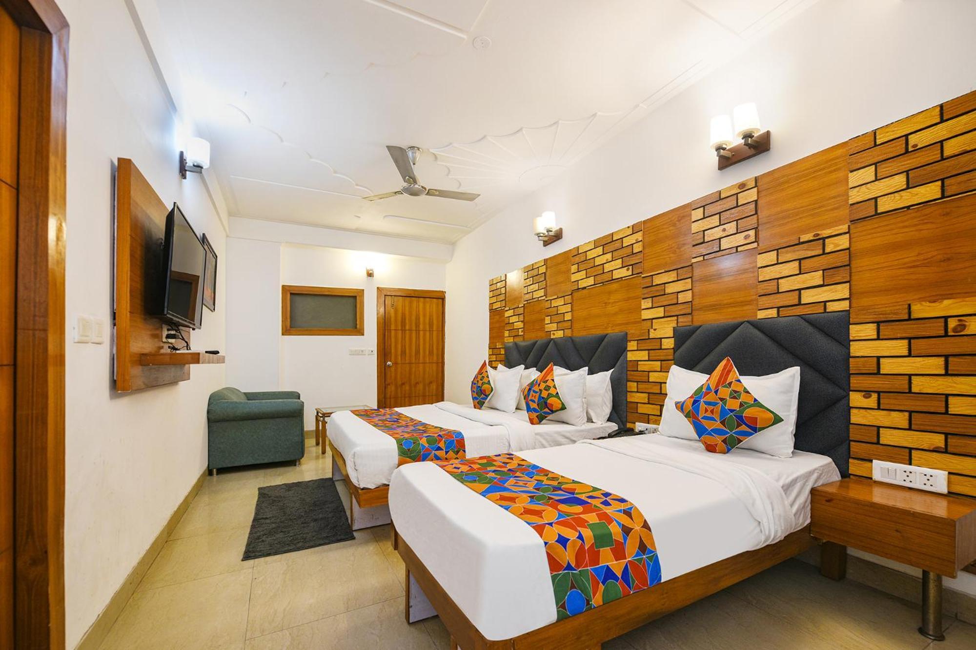 Hotel Fabhotel The Grand Ambrosia New Delhi