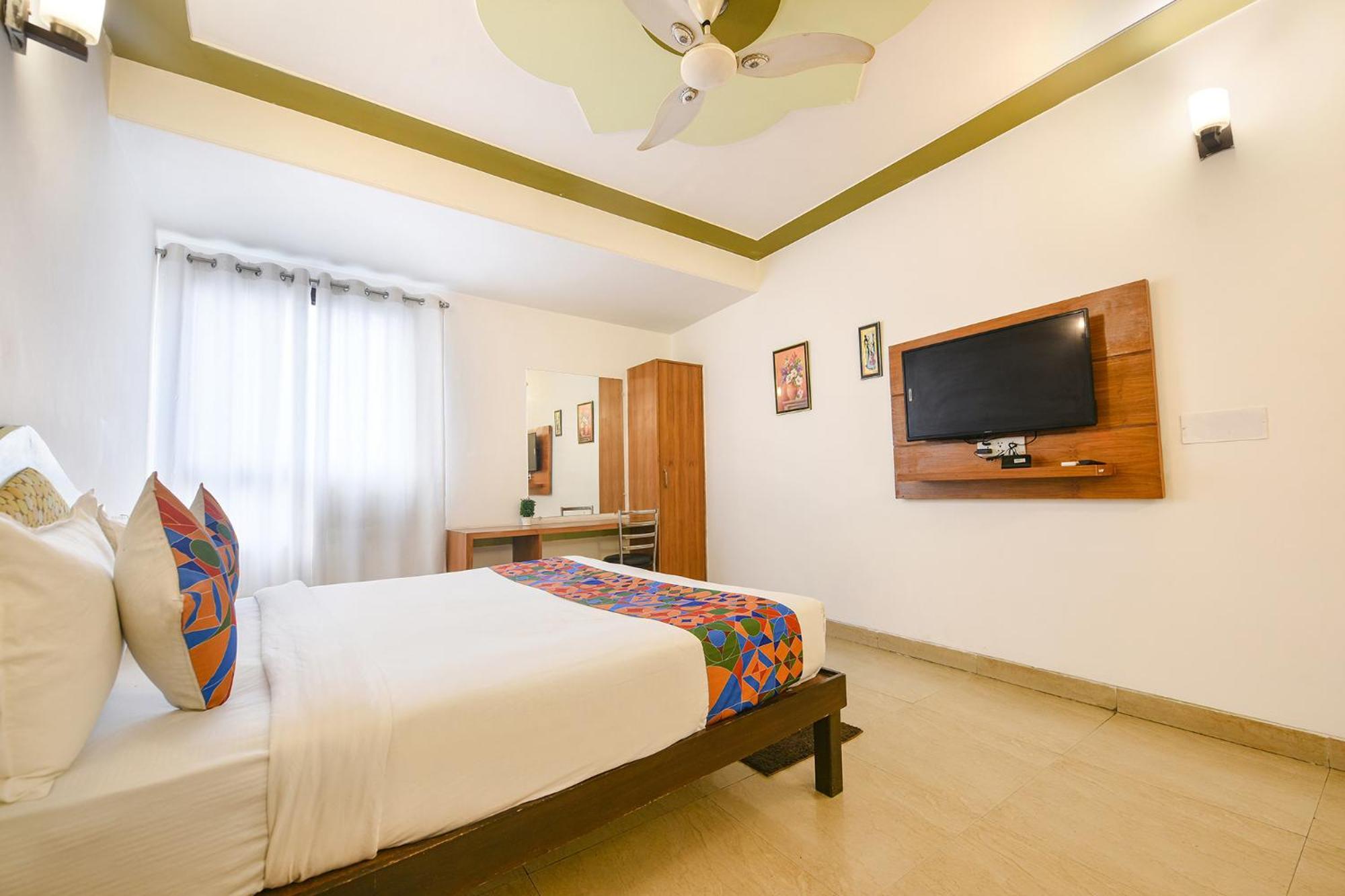 Fabhotel The Grand Ambrosia New Delhi